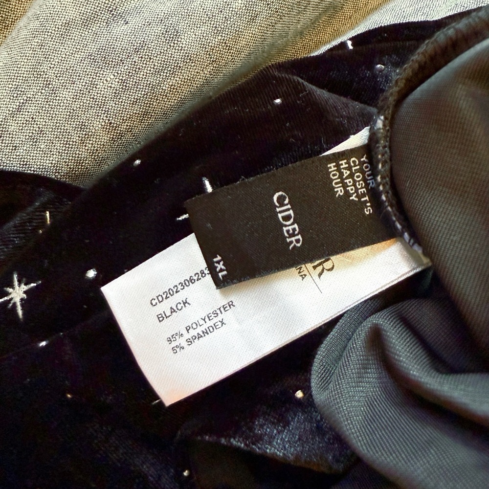 Cider Black Velvet Starry Night Jumpsuit 1XL - Picture 9 of 10
